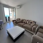 Paulo Kune Apartman