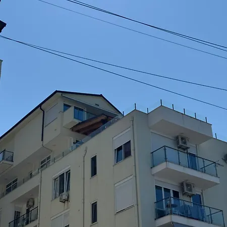 Paulo Kune Apartman *